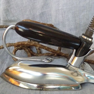 Kwik Way electric vintage travel pressing iron